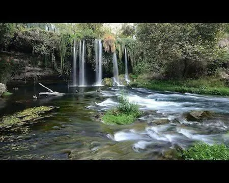 Konyalt Sarisu * Αττάλεια