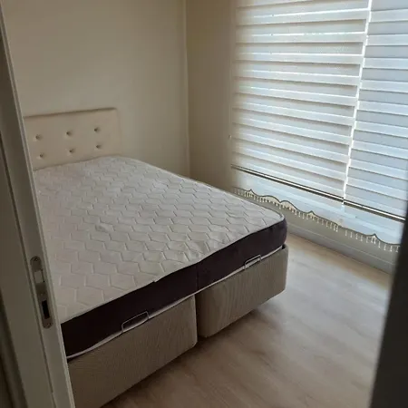 Konyalt Sarisu * Αττάλεια