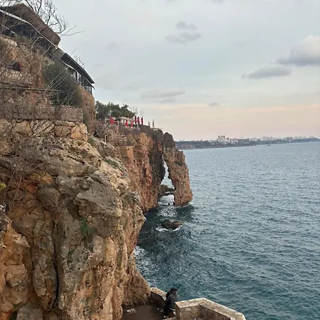 Διαμέρισμα Konyalt Sarisu *